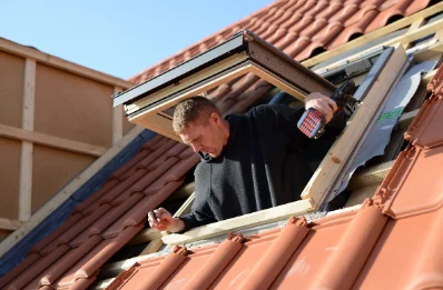 Pose de fenêtres de toit Velux aux Places